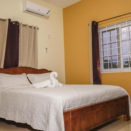 Incognito Culture Rooms Kingston Luaran gambar